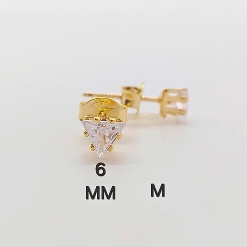 Brinco ponto de luz triangular banhado a ouro 18k