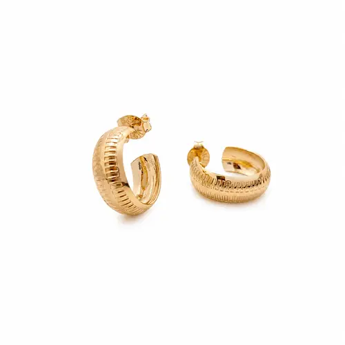 ARGOLA SOLARA TEXTURIZADA BANHADA A OURO 18K