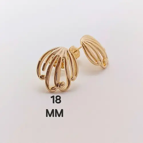 Brinco Concha Vazado Banhado a Ouro 18K