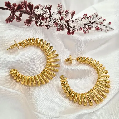 ARGOLA TEXTURIZADA GOTAS BANHADA A OURO 18K