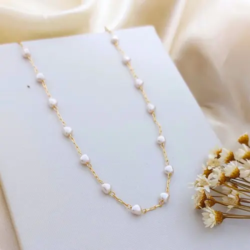 CHOKER PÉROLAS CORAÇÃO BANHADO A OURO 18K