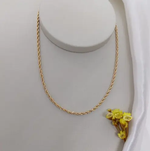 CHOKER CORDÃO TRANÇADO BANHADO A OURO 18K