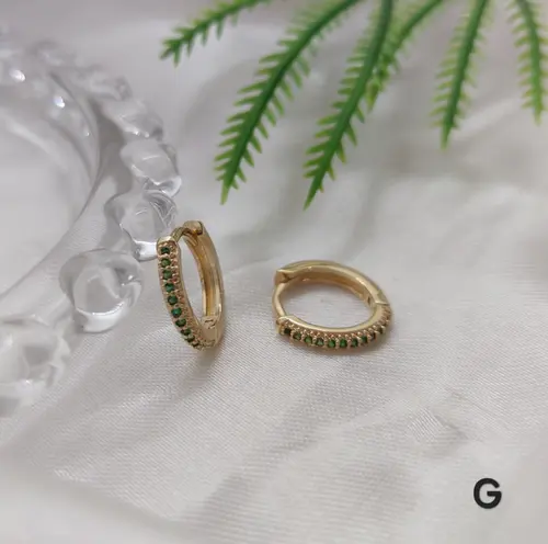 Brinco Argola Esmeralda Delicada Banhado a Ouro 18K