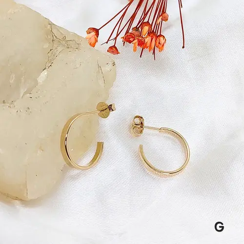 Argola Lisa Banhado a Ouro 18K