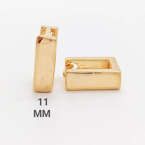 Argola Lisa Quadrada Banhado a Ouro 18K