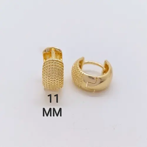 ARGOLA TEXTURIZADA IMPERIAL P BANHADA A OURO 18K
