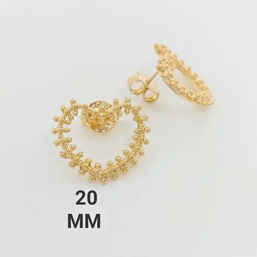 Brinco Coração Detalhes Banhado a Ouro 18K