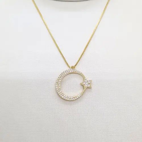 COLAR LUA ESTRELA CRAVEJADO BANHADO A OURO 18K