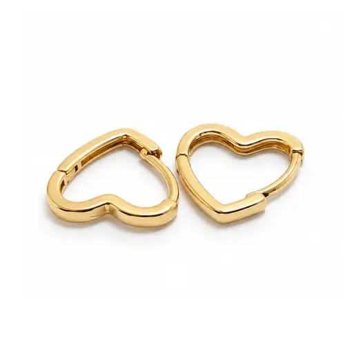 ARGOLA CORAÇÃO P BANHADA OURO 18K