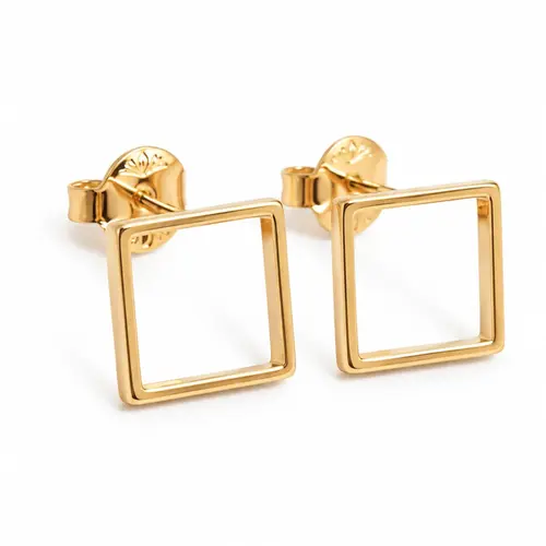 BRINCO QUADRADO M BANHADO A OURO 18K