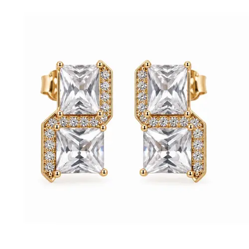 BRINCO QUADRADO BANHADO A OURO 18K