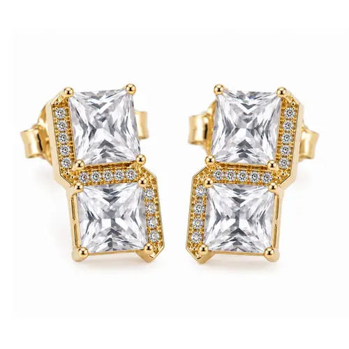 BRINCO QUADRADO BANHADO A OURO 18K