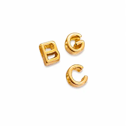 PINGENTE LETRA LISA BANHADA A OURO 18K
