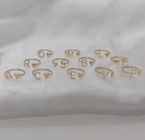 ANEL INICIAL LOVE BANHADO A OURO 18K