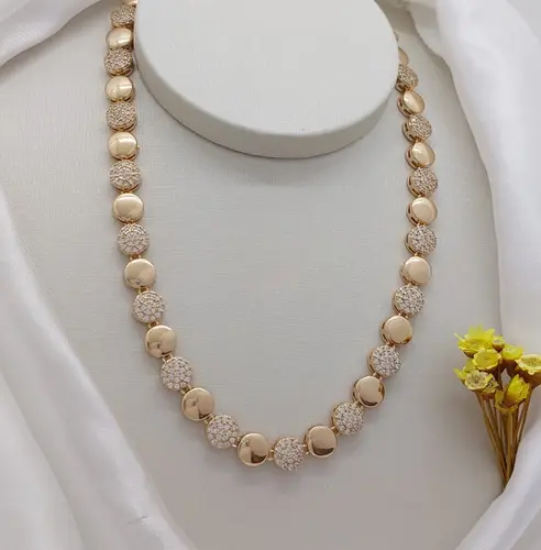 CHOKER ESFERAS BANHADA A OURO 18K