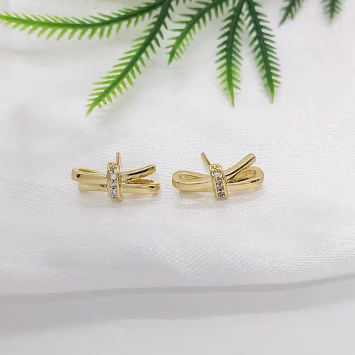 BRINCO LAÇO BANHADO A OURO 18K