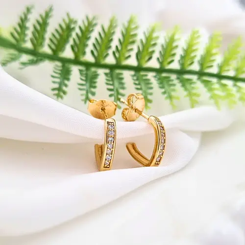 BRINCO ARGOLA ELEGANCE BANHADO A OURO 18K