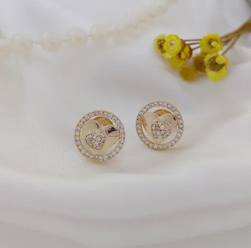 BRINCO CORAÇÃO LUMINI BANHADO A OURO 18K