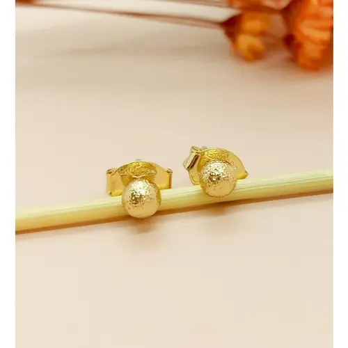 BRINCO ESFERA TEXTURIZADA BANHADA A OURO 18K