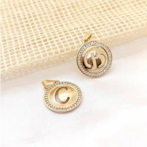 PINGENTE INICIAL BANHADO A OURO 18K