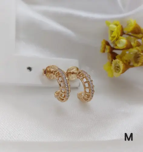 Brinco Argola Mônaco Cravejada Banhado a Ouro 18K