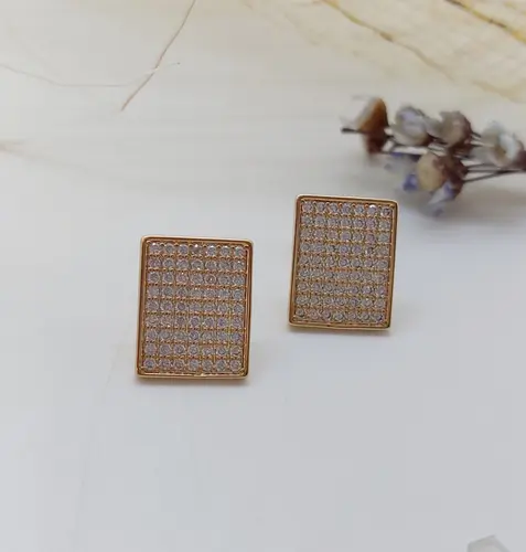 BRINCO PRESTIGI CRYSTAL BANHADO A OURO 18K