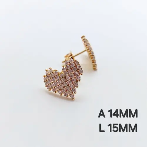 Brinco Coração Cravejado com Zircônias Banhado a Ouro 18K