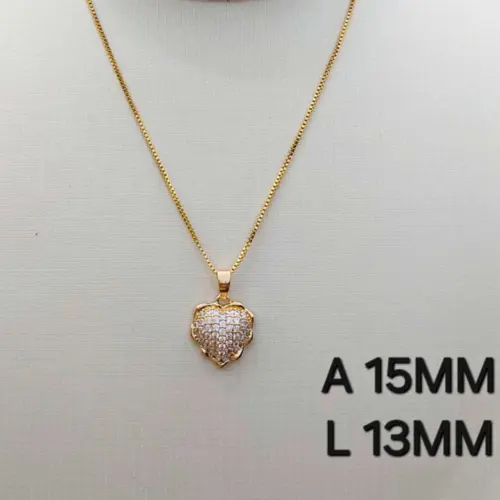 Colar Coração Cravejado com Contorno Vazado Banhado a Ouro 18K