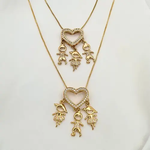 COLAR 3 FILHOS CORAÇAO CRAVEJADO BANHADO A OURO 18K