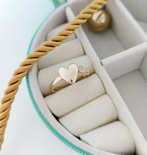 ANEL AMOR ESSENCIAL BANHADO A OURO 18K