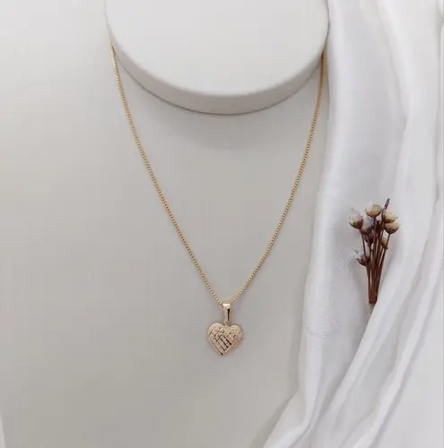 Colar Coração Texturizado Banhado a Ouro 18K