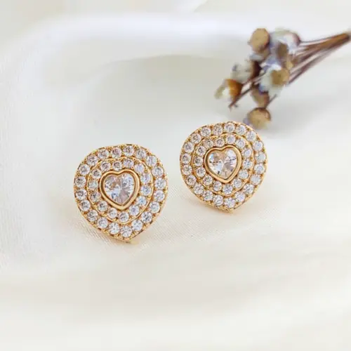 BRINCO CORAÇÃO LUARA BANHADO A OURO 18K