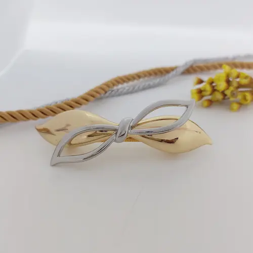 BICO DE PATO DUO LEAF ELEGANCE BANHADO A OURO 18K