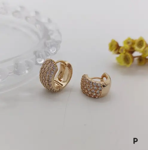 Brinco Argola Onda de Brilho Banhado a Ouro 18K