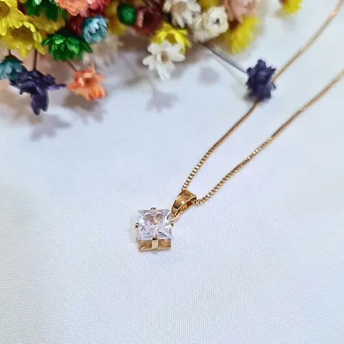 COLAR PONTO DE LUZ QUADRADO P BANHADO A OURO 18K