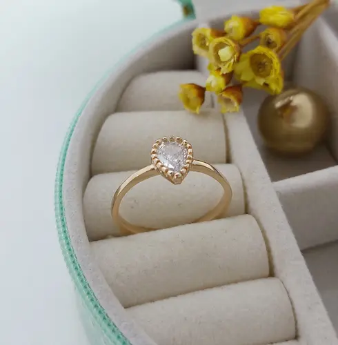 ANEL GOTA DE LUZ BANHADO A OURO 18K
