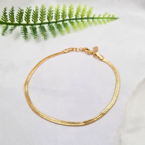 PULSEIRA ELEGANCE SNAKE BANHADA A OURO 18K