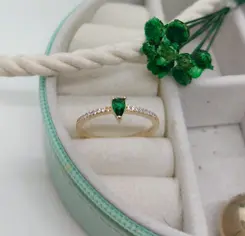 ANEL AURORA ESMERALDA BANHADO A OURO 18K