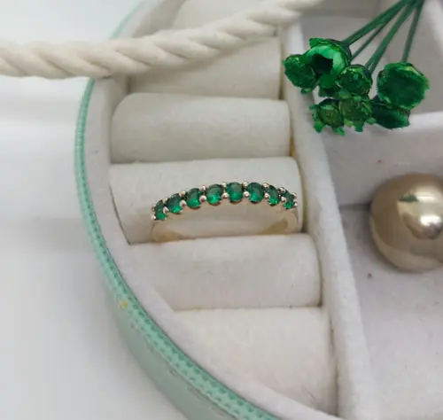 ANEL ETERNYT ESMERALDA BANHADO A OURO 18K