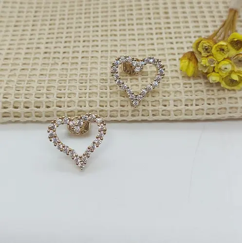 BRINCO FINE HEART BANHADO A OURO 18K
