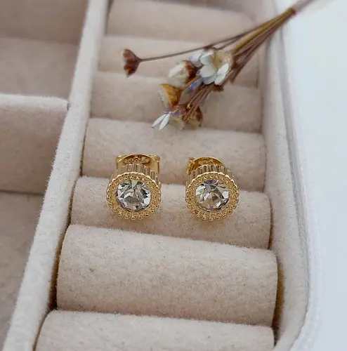 BRINCO CRYSTAL ROYALE BANHADO A OURO 18K