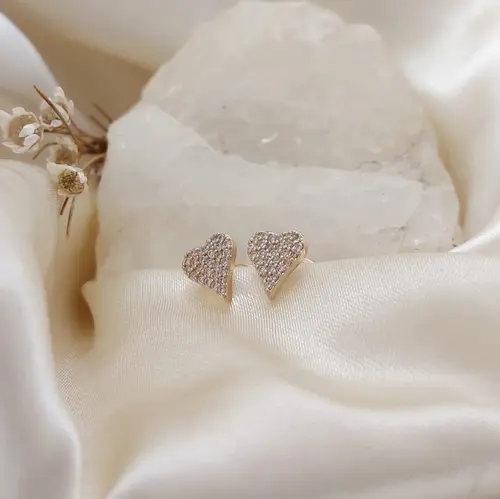 BRINCO AMOR CRAVEJADO BANHADO A OURO 18K