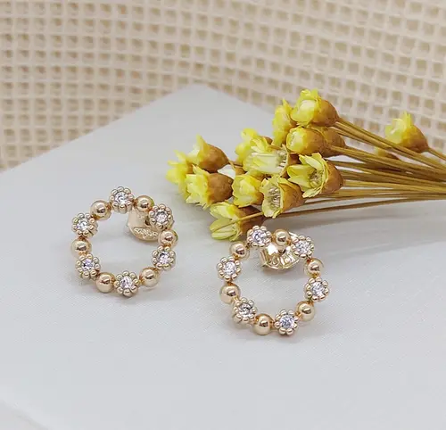 BRINCO ELORA BANHADA A OURO 18K