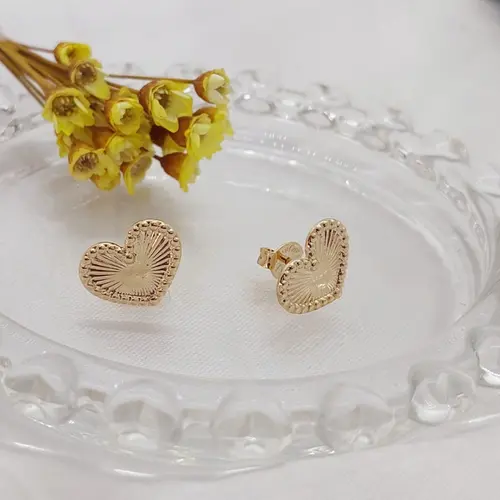 BRINCO CORAÇÃO AMALFI BANHADO A OURO 18K