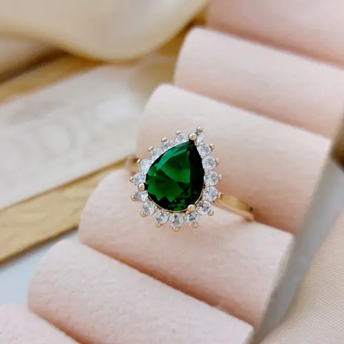 ANEL GOTA ESMERALDA ROYALLE BANHADO A OURO 18K