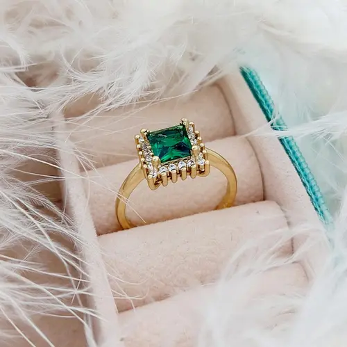 ANEL GOTA ESMERALDA ROYALLE BANHADO A OURO 18K