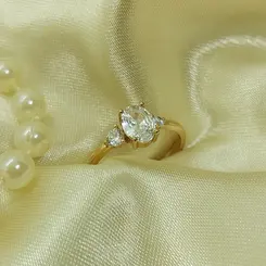 ANEL SOLITARIO OVAL BANHADO A OURO 18K