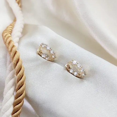 Argola Brilho Contínuo Pequena Banhado a Ouro 18K