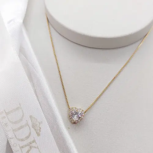 Colar cor. banhado a ouro 18k