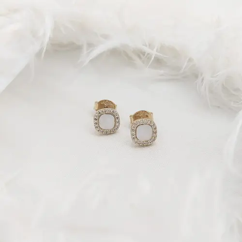 BRINCO CINDERELA BANHADO A OURO 18K